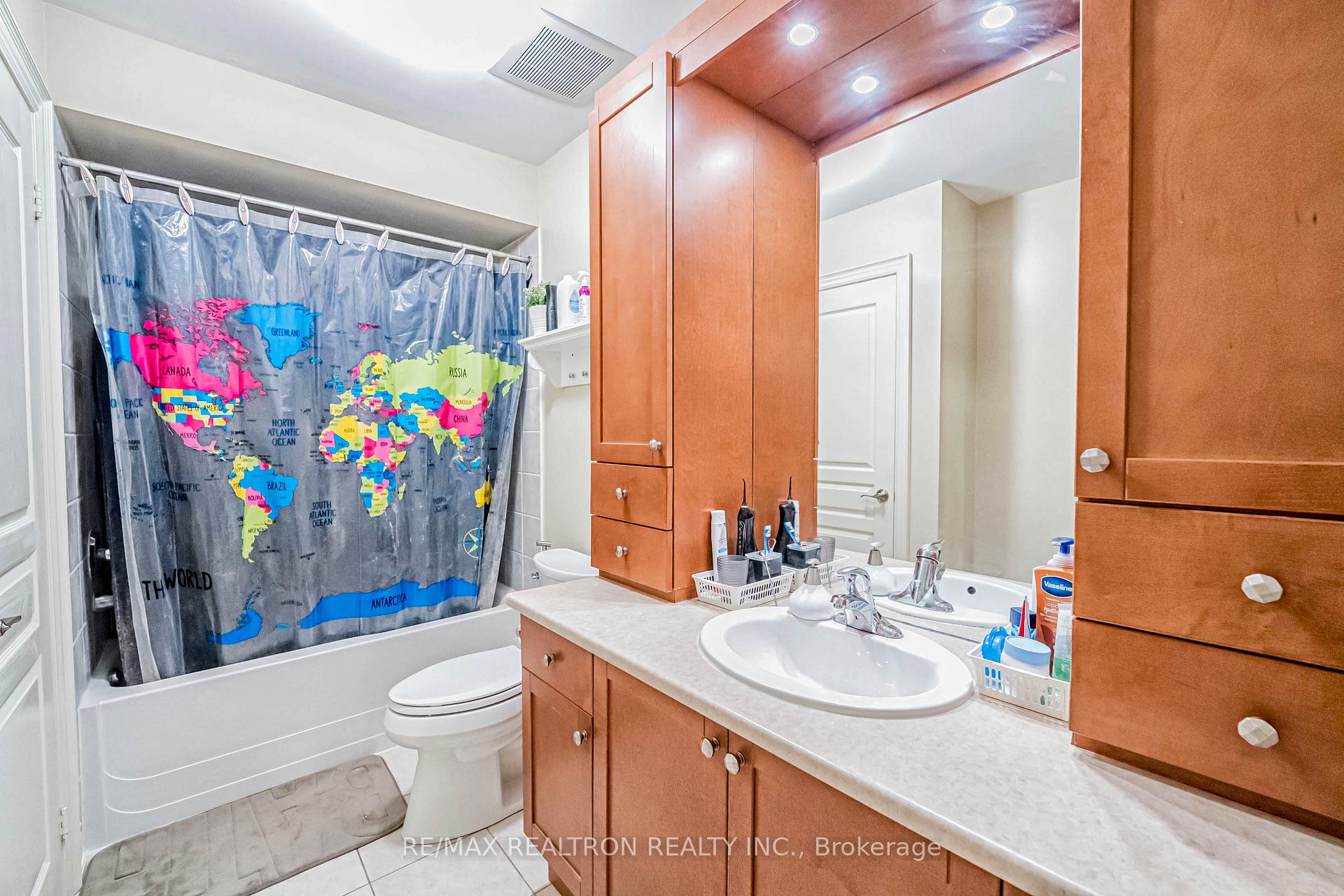 Photo 32 of 71 Smoothwater Terrace, Markham, Box Grove — HOMEH