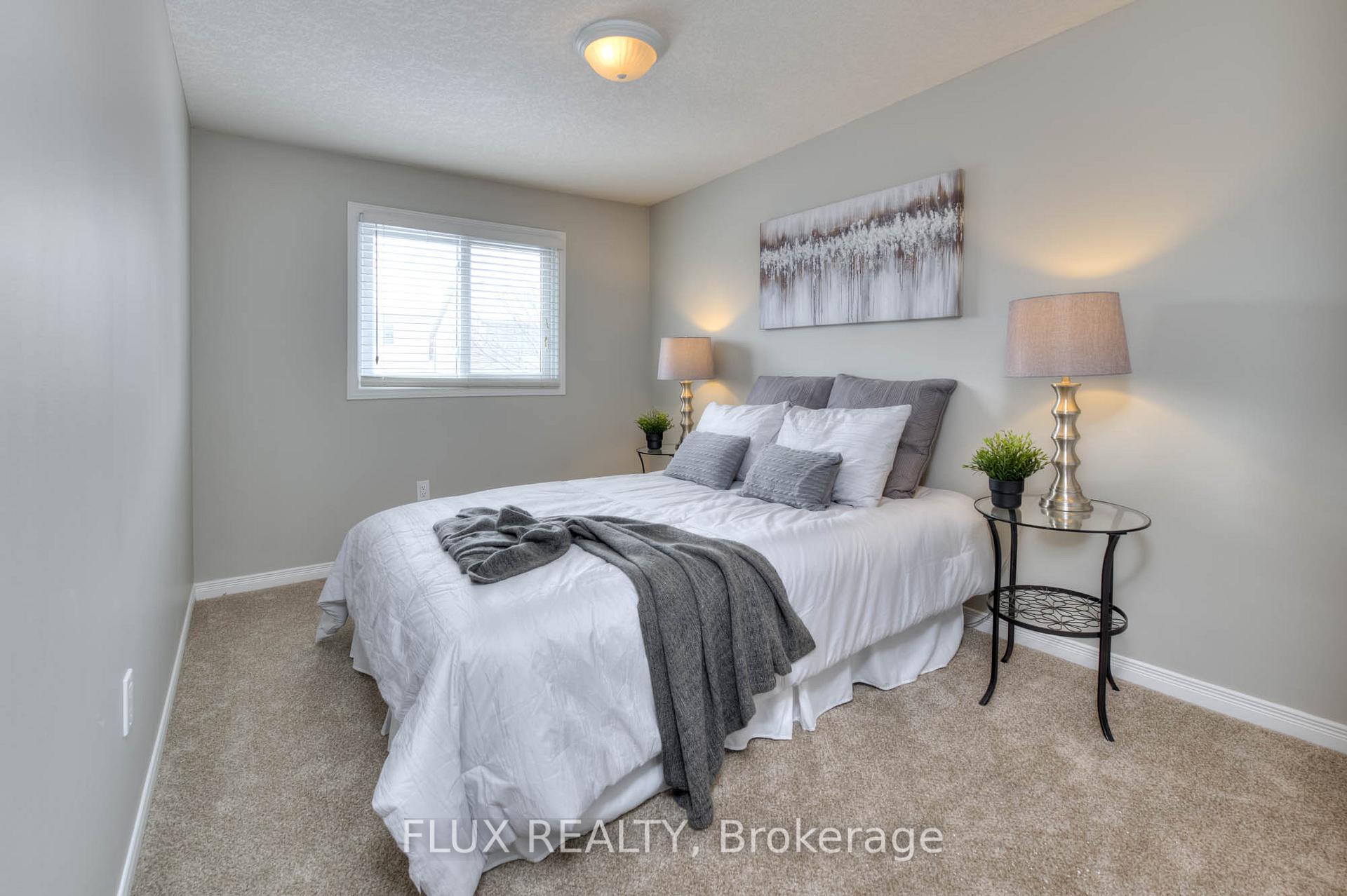 Photo 31 of 252 Activa Avenue, Kitchener — HOMEH