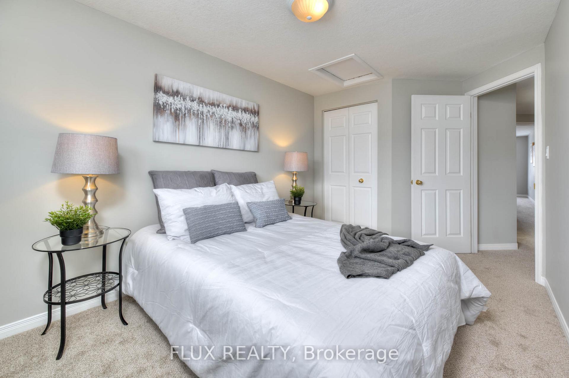 Photo 32 of 252 Activa Avenue, Kitchener — HOMEH
