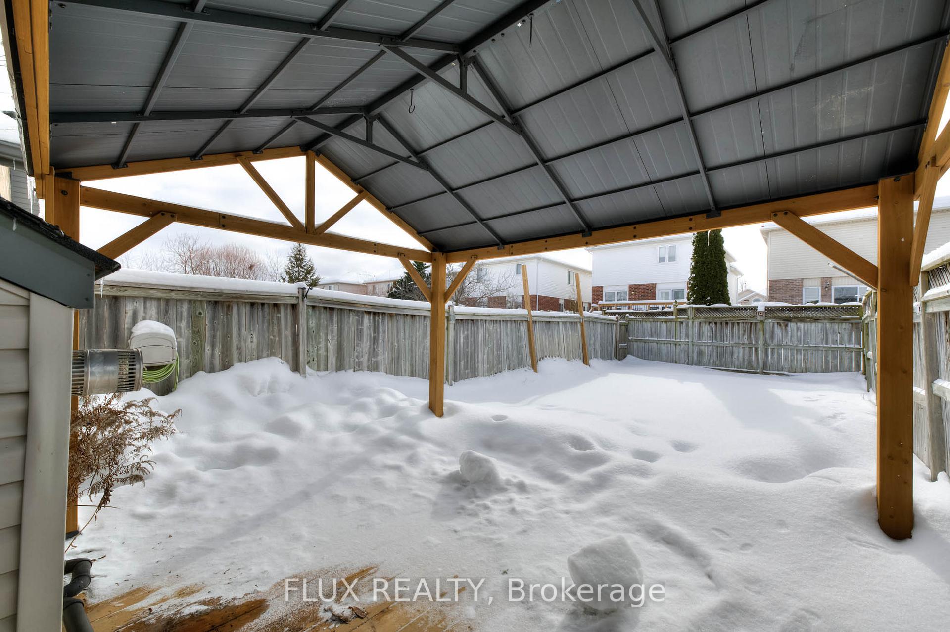 Photo 39 of 252 Activa Avenue, Kitchener — HOMEH