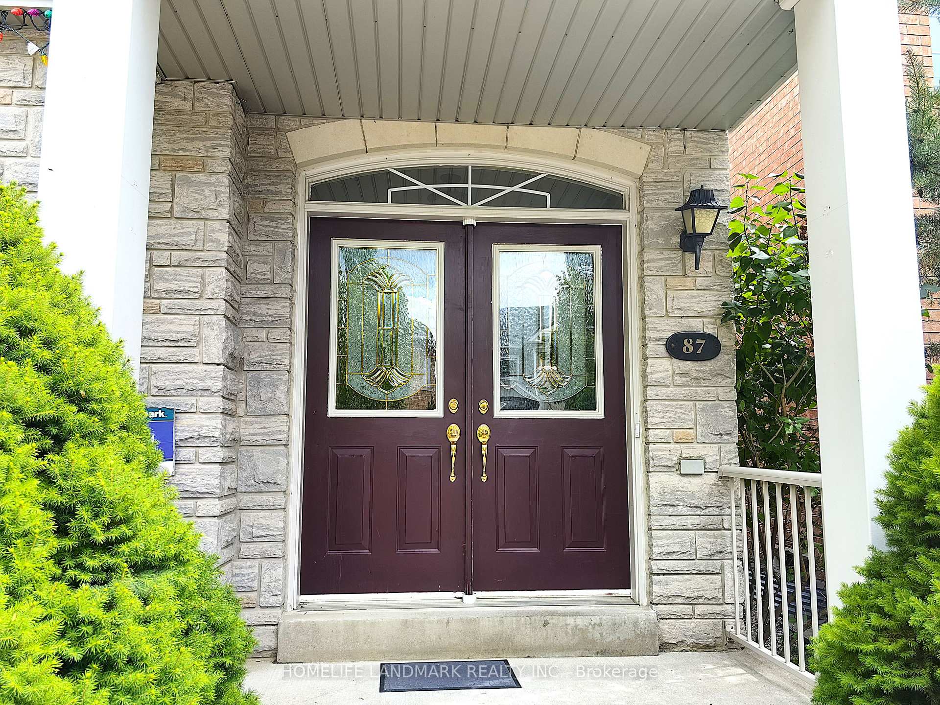 Photo 2 of 87 Kenilworth Gate, Markham, Cornell — HOMEH