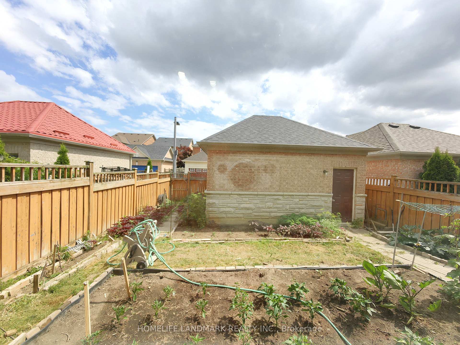 Photo 42 of 87 Kenilworth Gate, Markham, Cornell — HOMEH