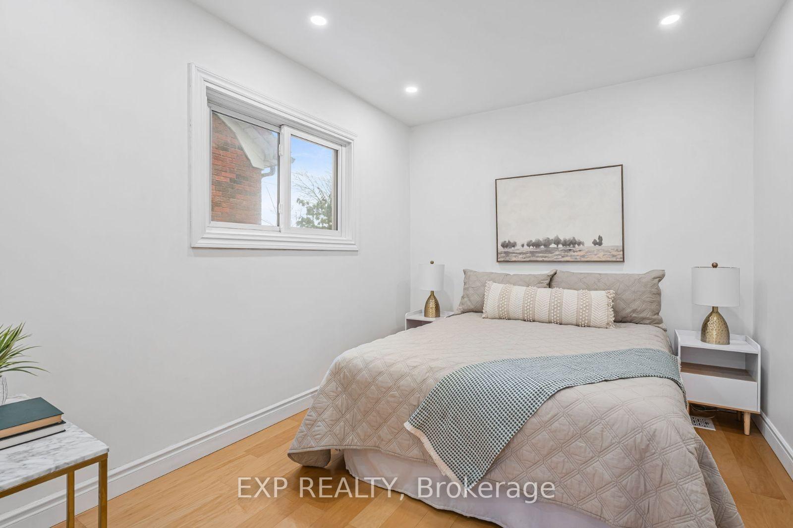 Photo 11 of 6 Dunham Avenue, Kitchener — HOMEH