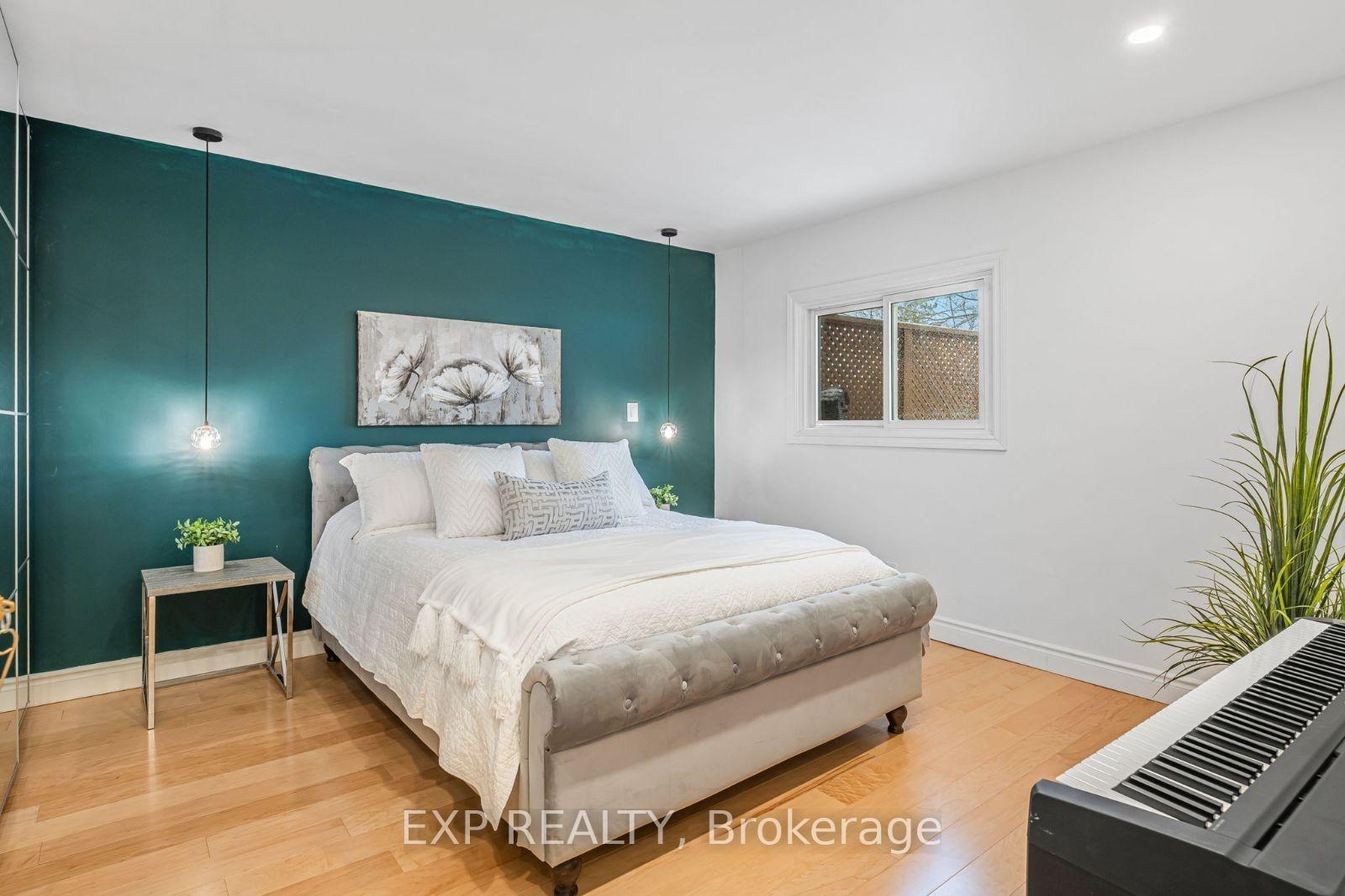Photo 24 of 6 Dunham Avenue, Kitchener — HOMEH