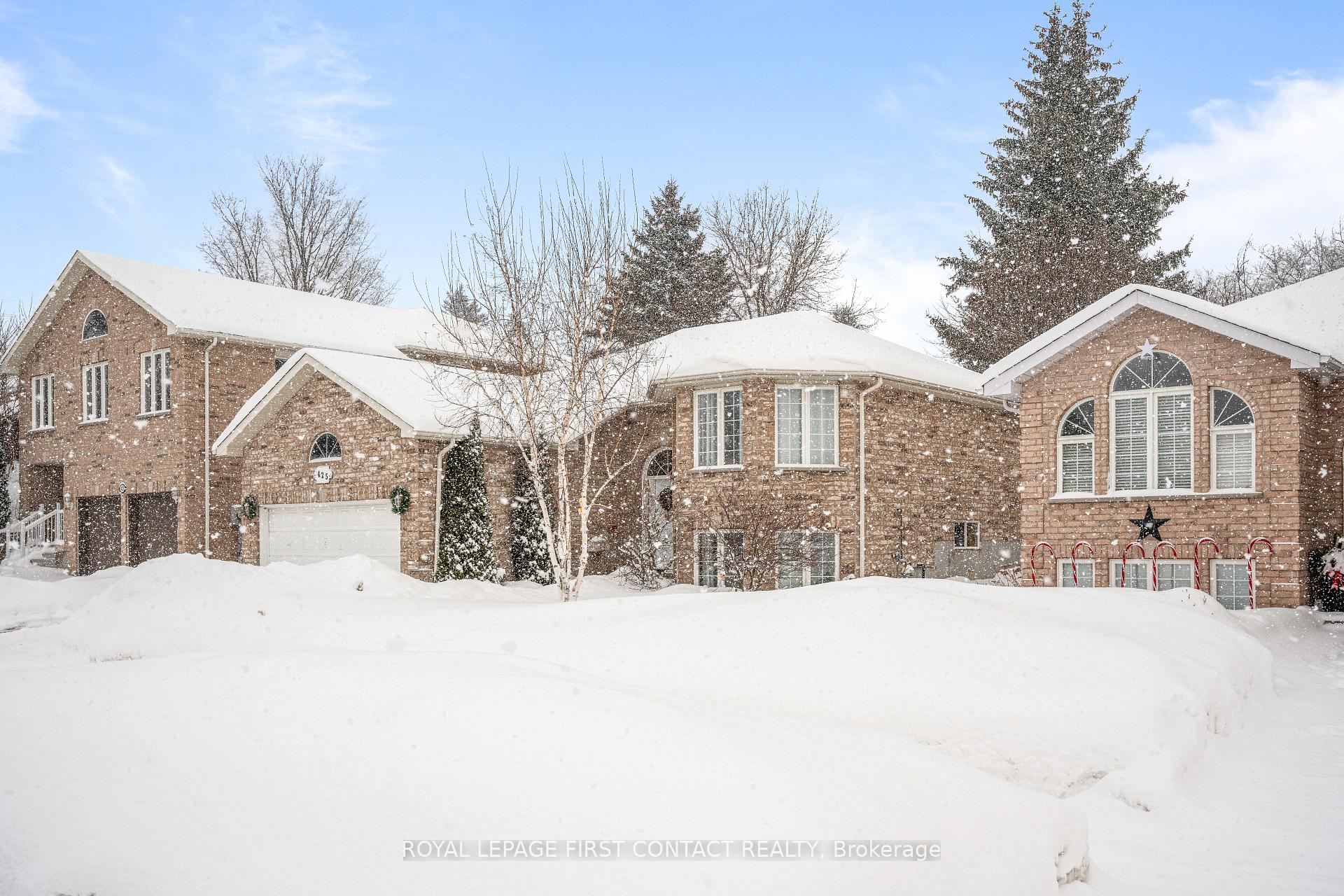 Photo 1 of 425 Irwin Street, Midland — HOMEH