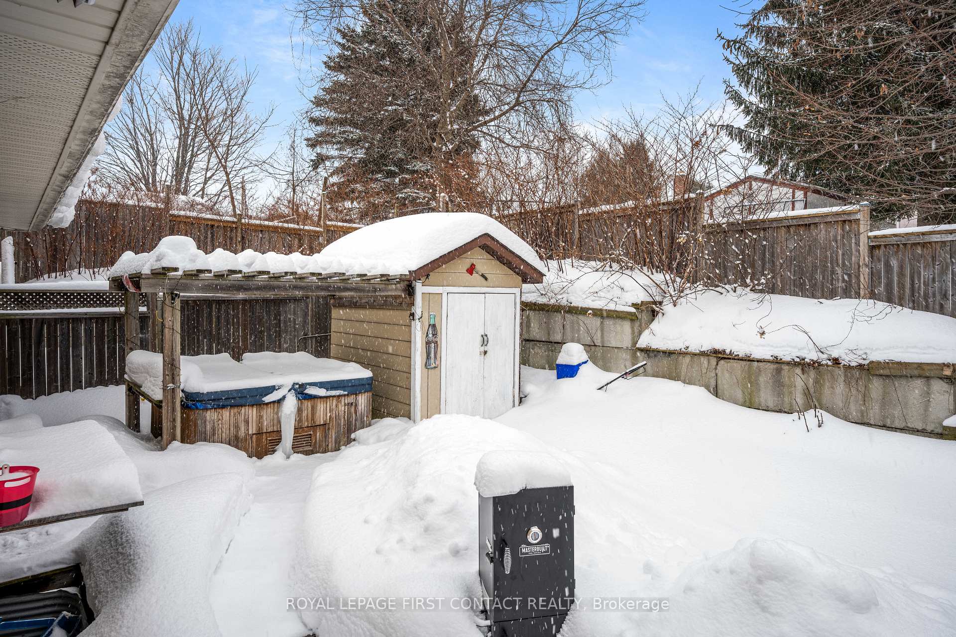 Photo 24 of 425 Irwin Street, Midland — HOMEH