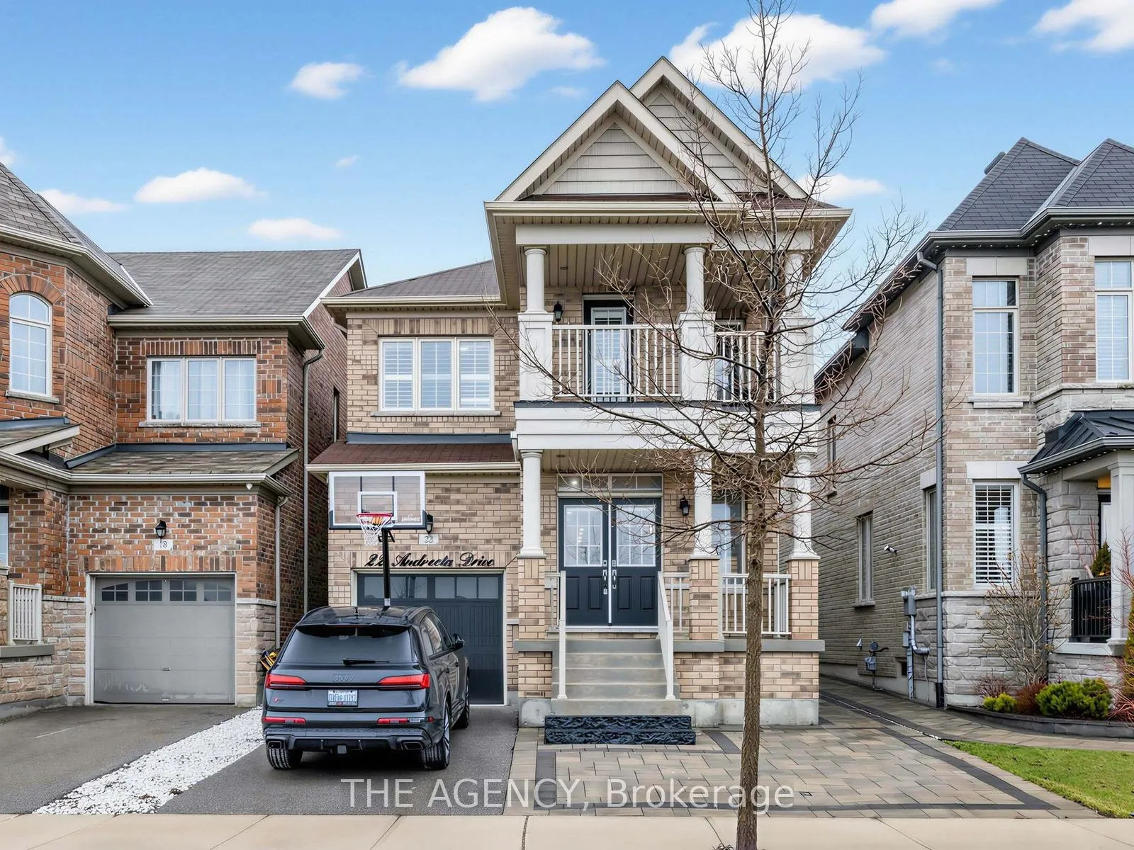 Photo 1 of 22 Andreeta Drive, Vaughan, Kleinburg — HOMEH