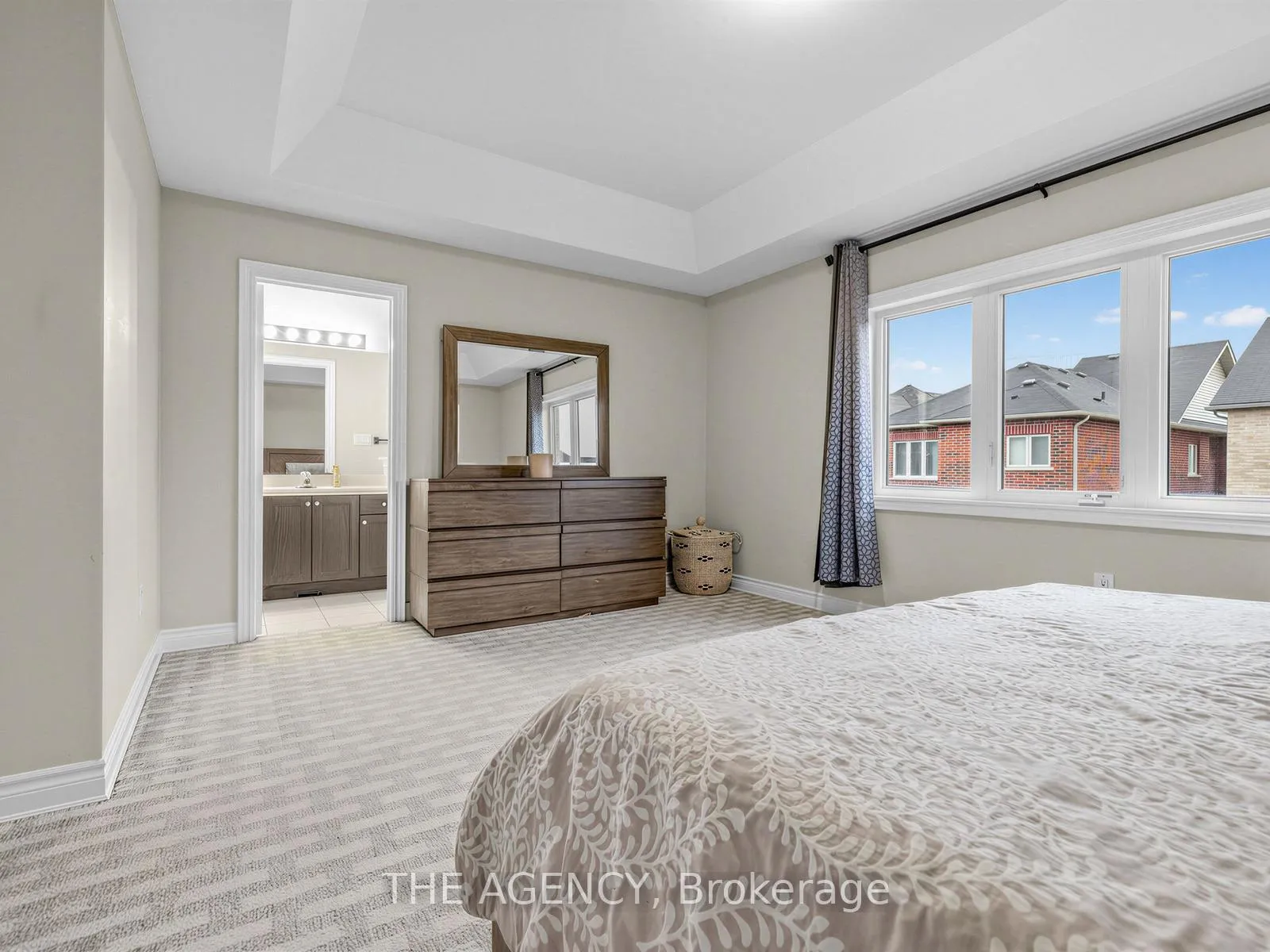 Photo 23 of 22 Andreeta Drive, Vaughan, Kleinburg — HOMEH