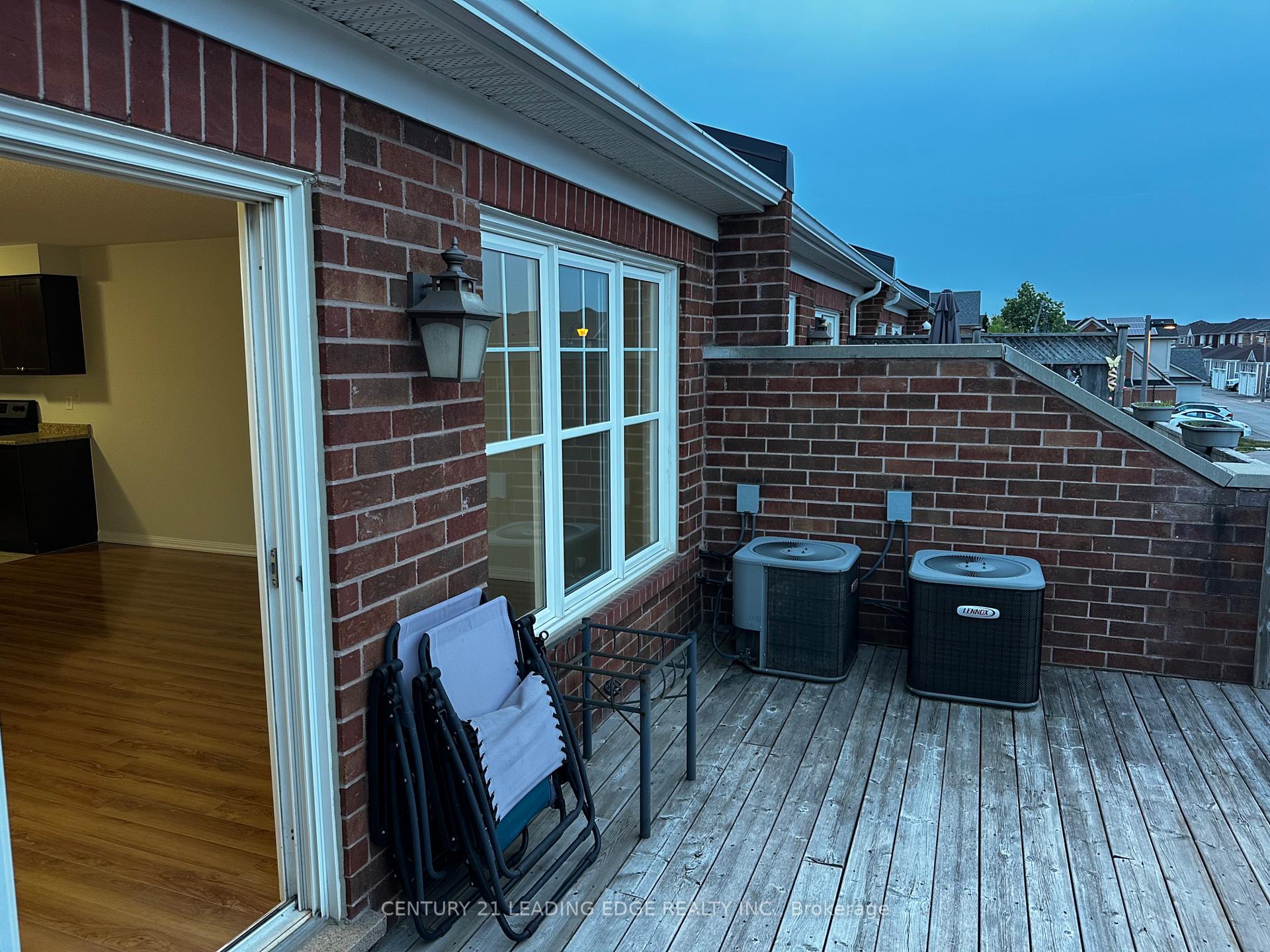 Photo 9 of Unit 1, 3032 Bur Oak Avenue, Markham, Cornell — HOMEH