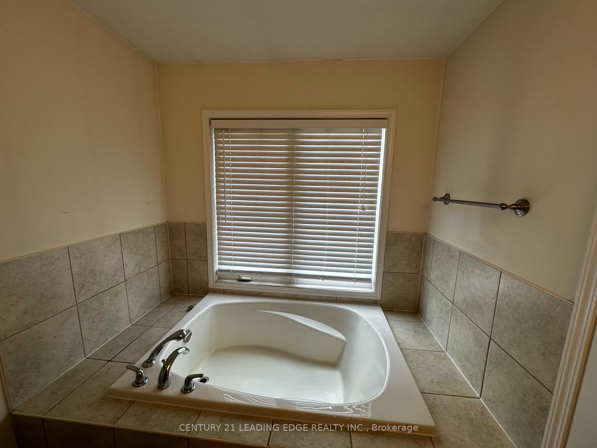 Photo 25 of Unit 1, 3032 Bur Oak Avenue, Markham, Cornell — HOMEH