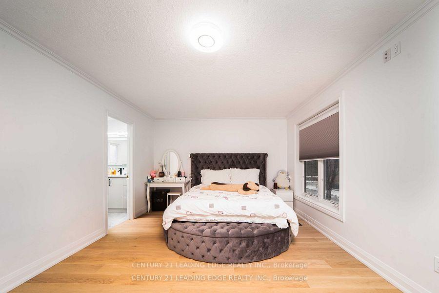 Photo 20 of 39 Majestic Drive, Markham, Berczy — HOMEH