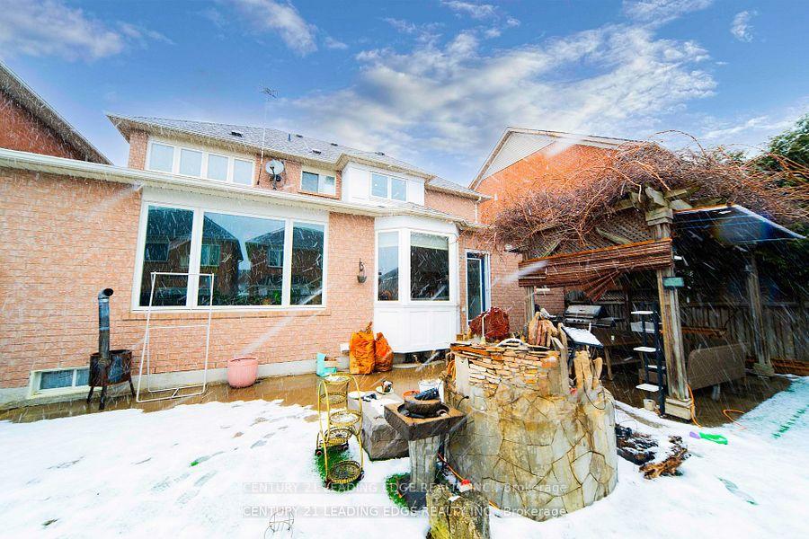 Photo 39 of 39 Majestic Drive, Markham, Berczy — HOMEH