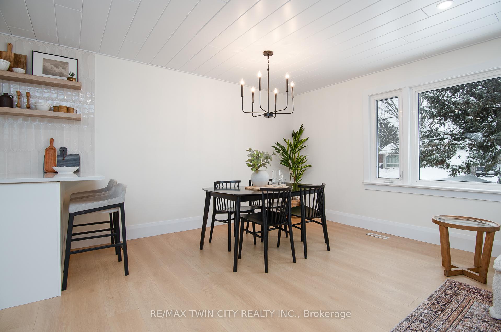 Photo 13 of 400 Dumfries Avenue, Kitchener — HOMEH
