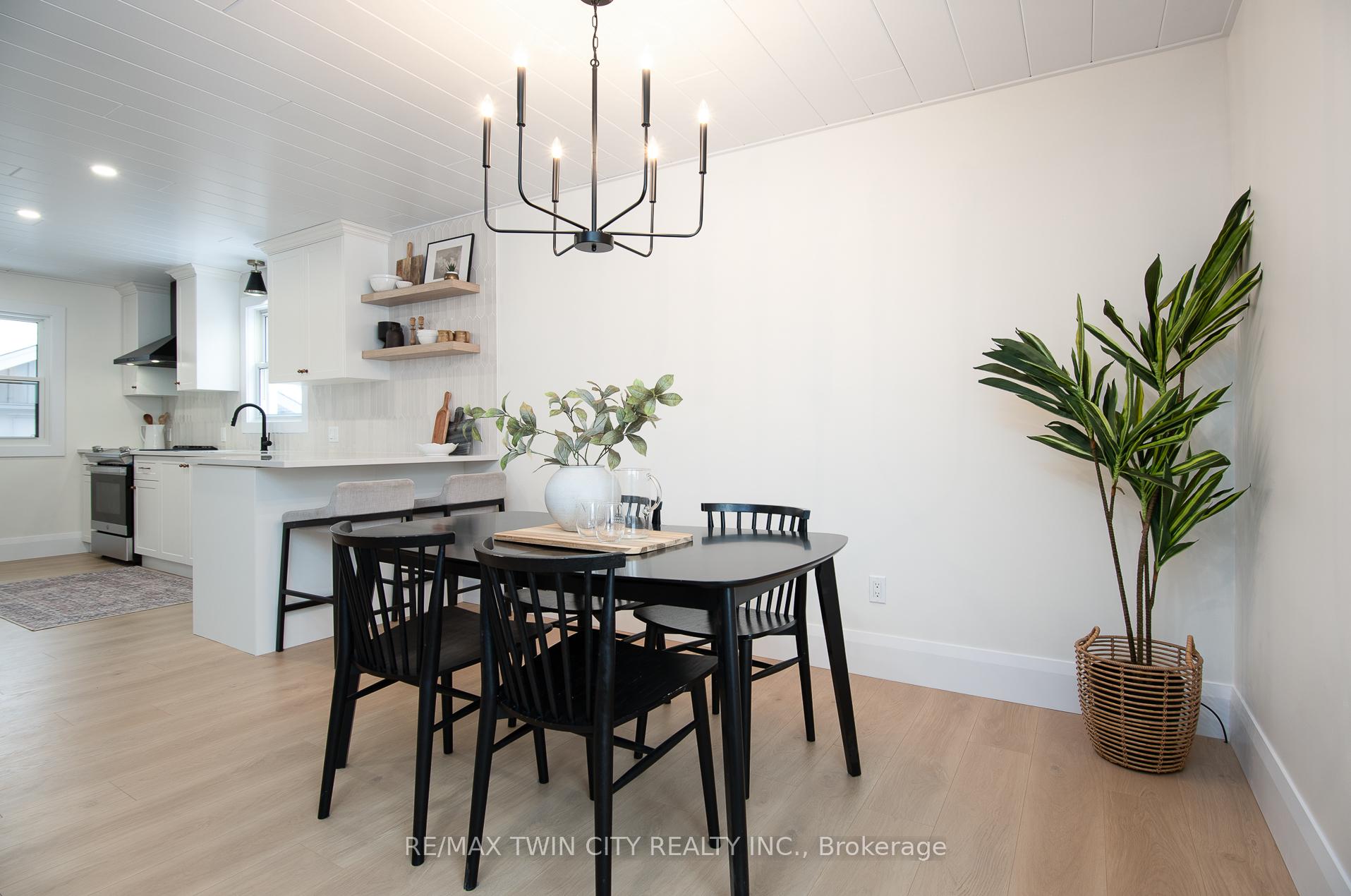 Photo 14 of 400 Dumfries Avenue, Kitchener — HOMEH