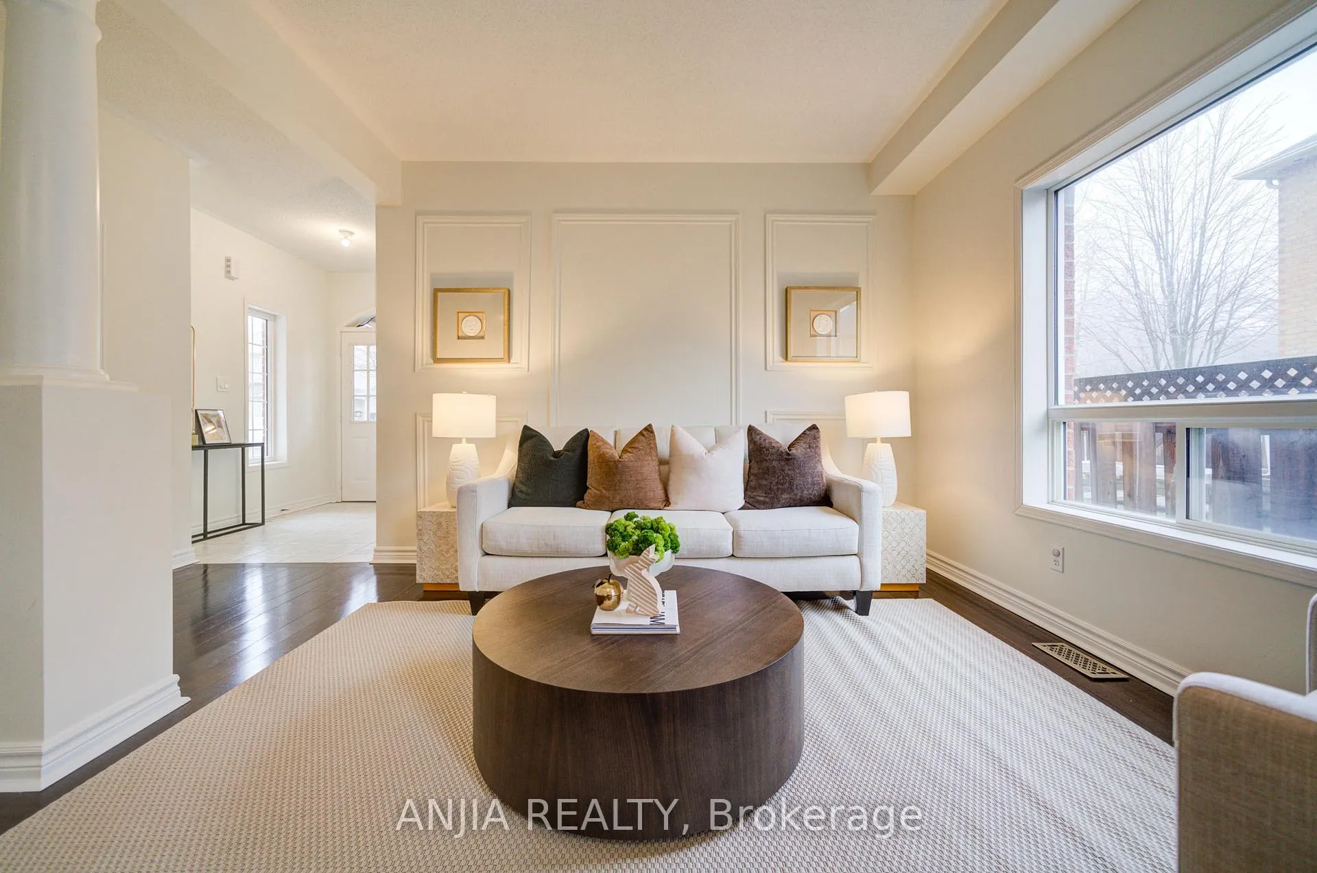 Photo 7 of 91 Crawford Street, Markham, Berczy — HOMEH
