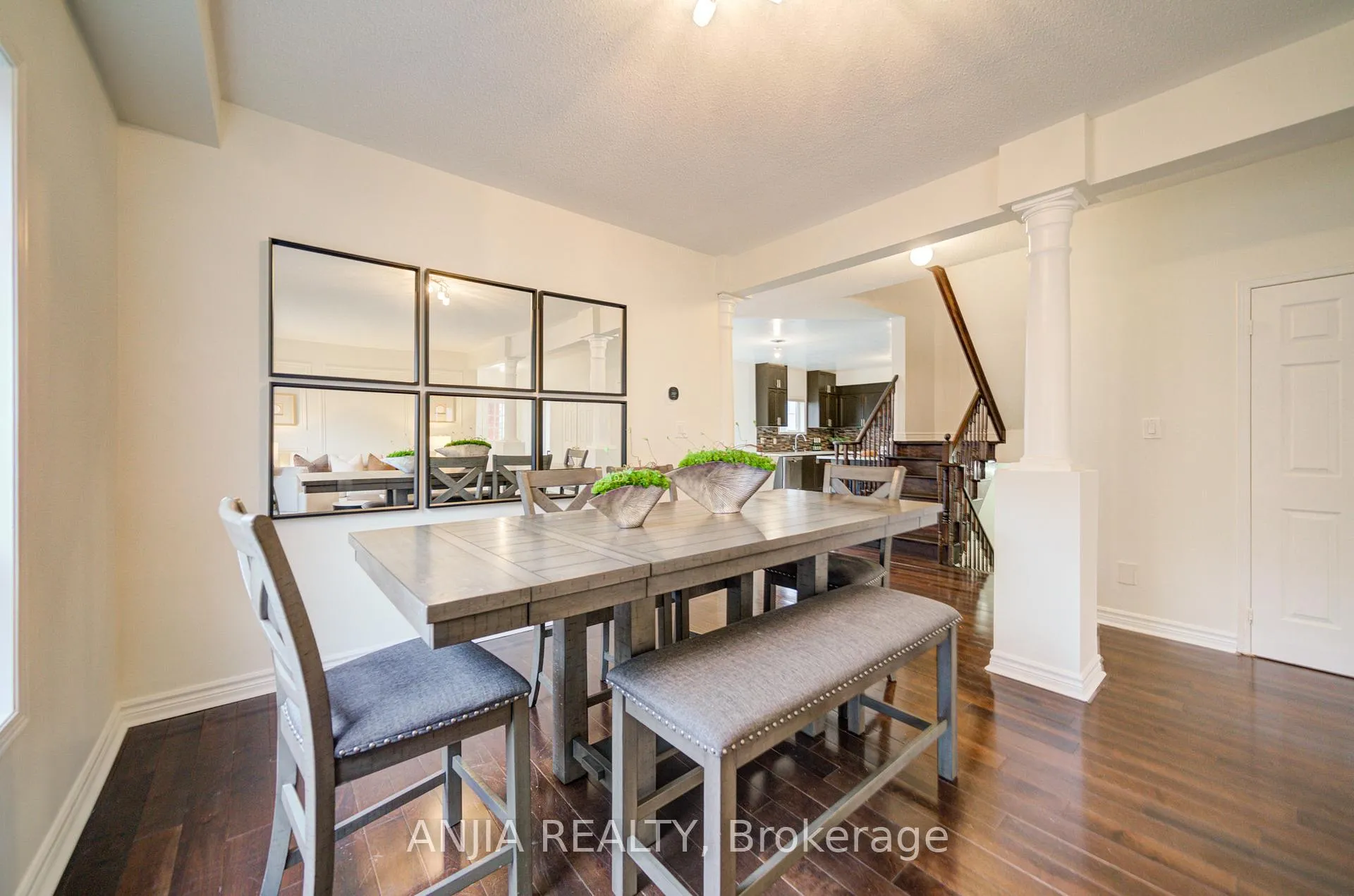 Photo 10 of 91 Crawford Street, Markham, Berczy — HOMEH