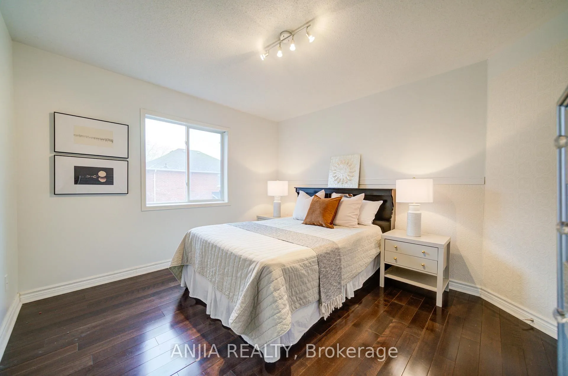 Photo 27 of 91 Crawford Street, Markham, Berczy — HOMEH