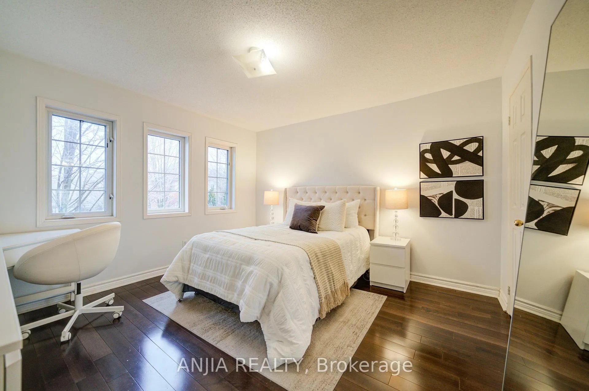 Photo 29 of 91 Crawford Street, Markham, Berczy — HOMEH