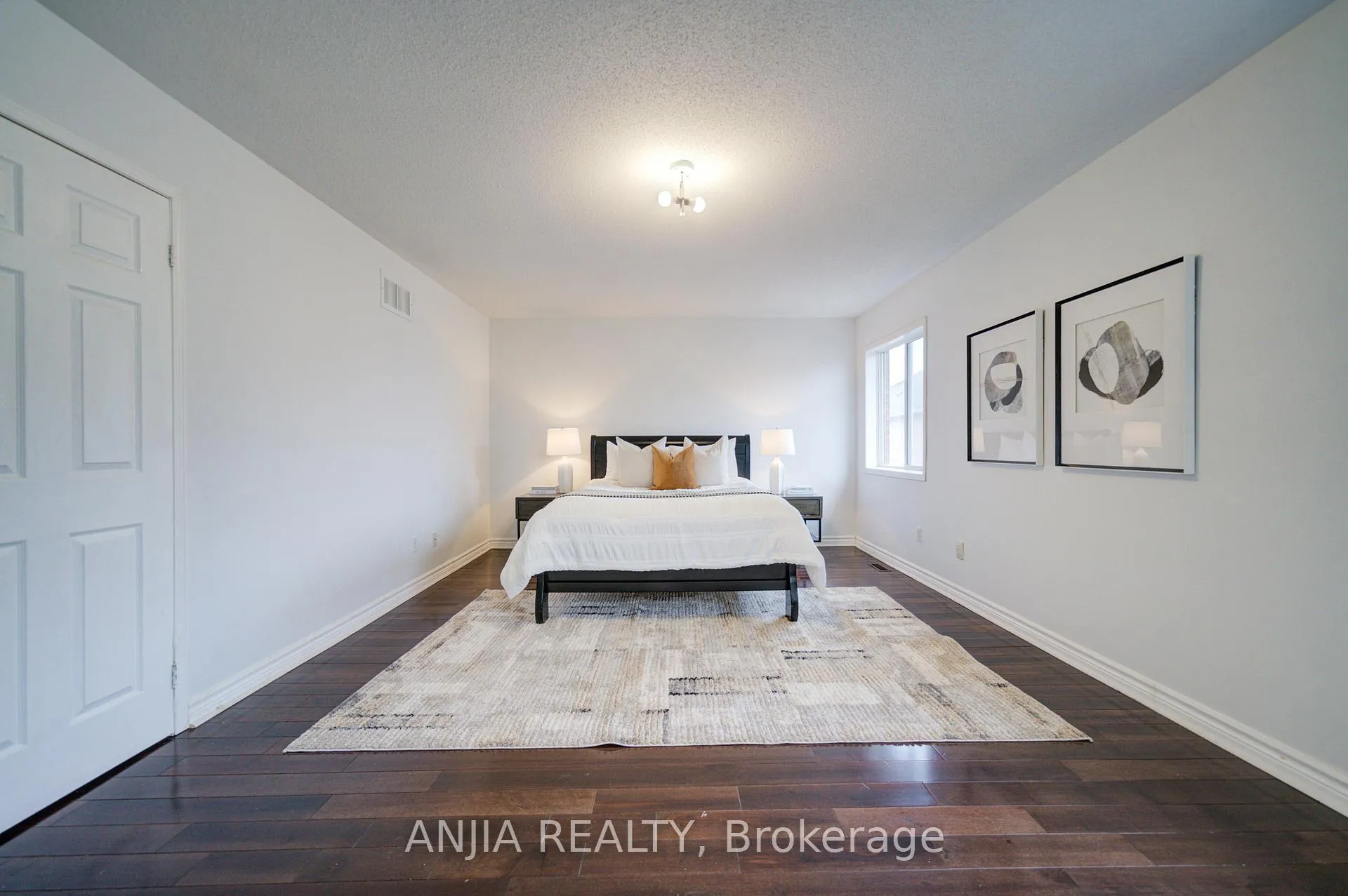 Photo 39 of 91 Crawford Street, Markham, Berczy — HOMEH