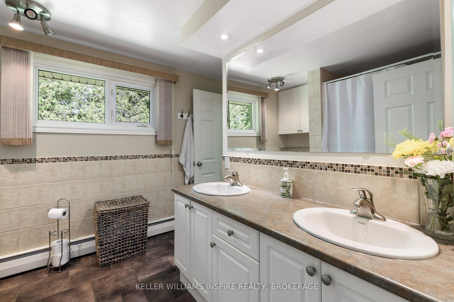 Photo 19 of 3 Helena Place, Kingston, Kingston East (incl CFB Kingston) — HOMEH