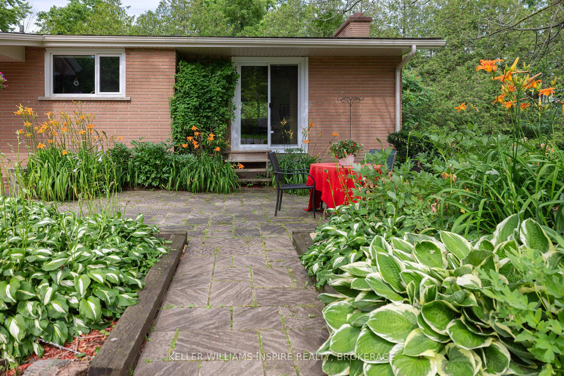 Photo 30 of 3 Helena Place, Kingston, Kingston East (incl CFB Kingston) — HOMEH