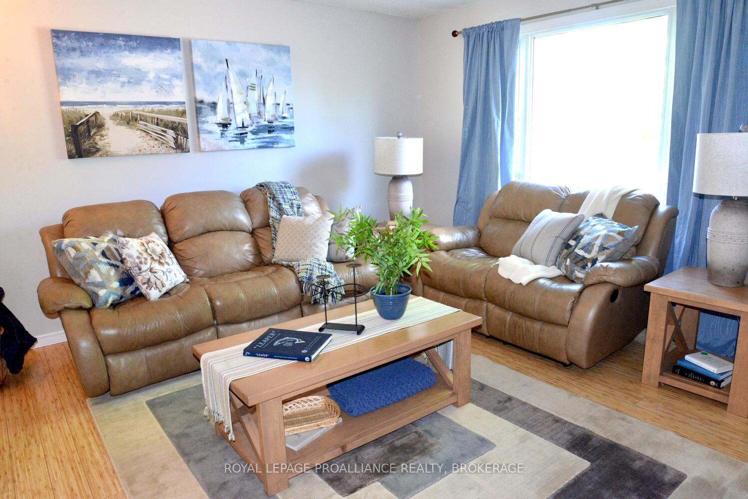 Photo 5 of 2 Guthrie Drive, Kingston, Rideau — HOMEH