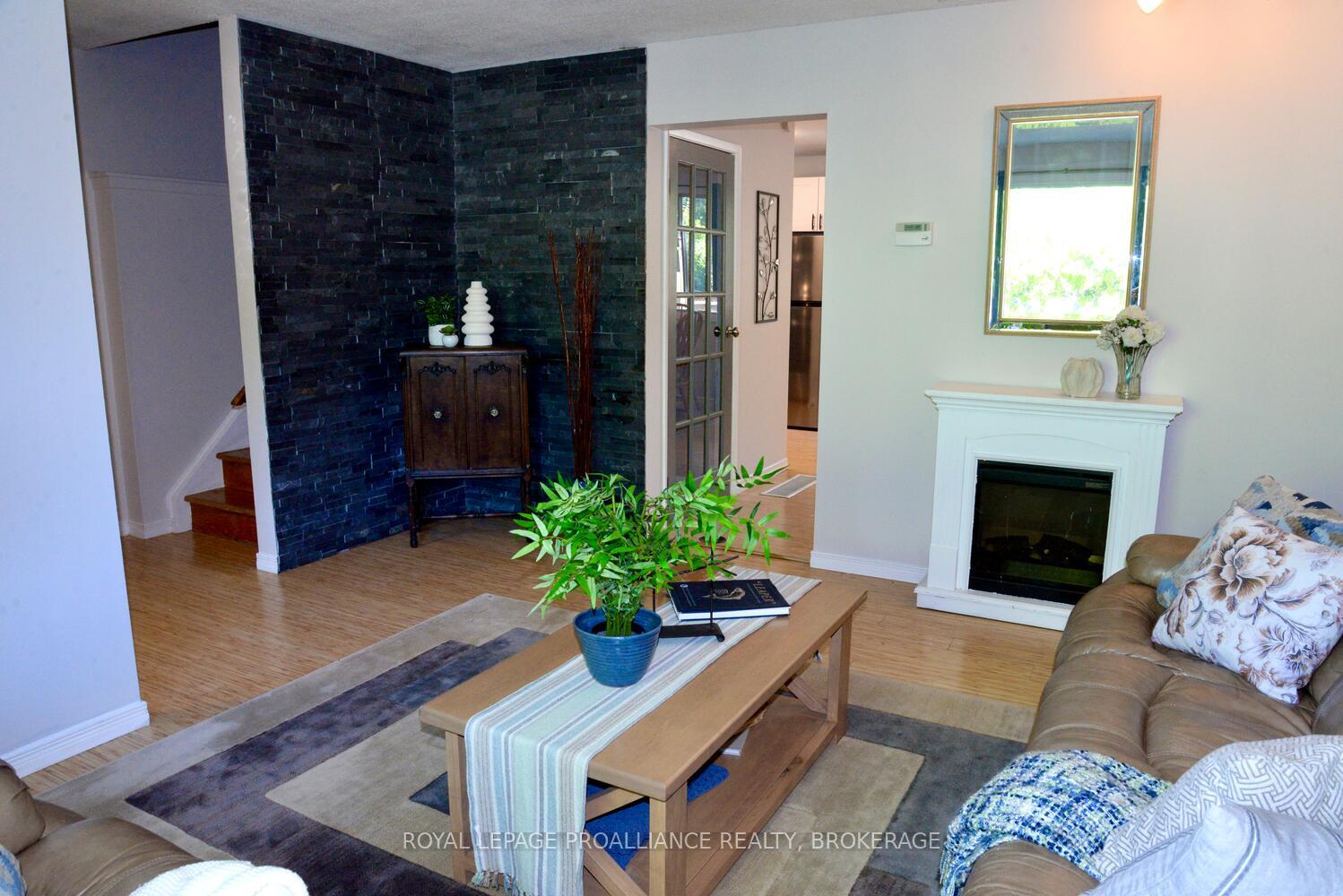 Photo 7 of 2 Guthrie Drive, Kingston, Rideau — HOMEH