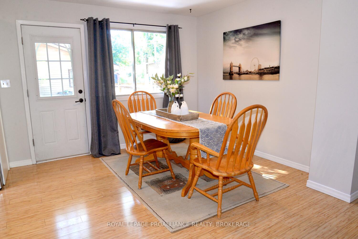 Photo 8 of 2 Guthrie Drive, Kingston, Rideau — HOMEH