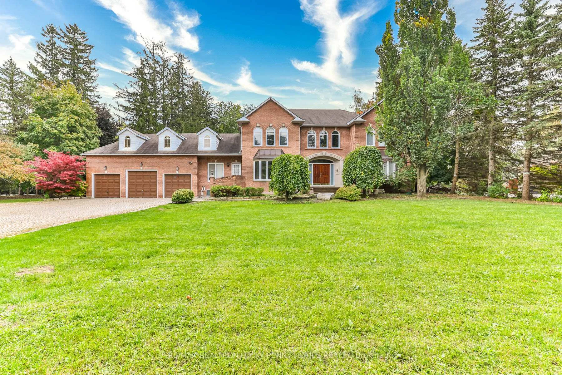 Photo 4 of 9 Personna Boulevard, Markham, Devil's Elbow — HOMEH