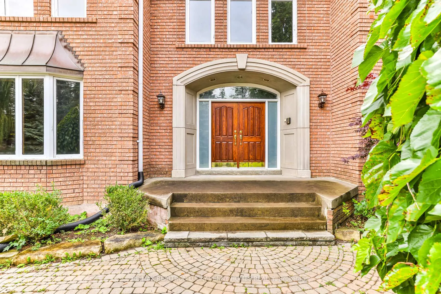 Photo 7 of 9 Personna Boulevard, Markham, Devil's Elbow — HOMEH