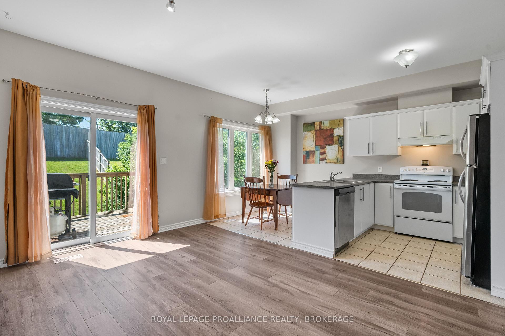 Photo 10 of 908 Swanfield Street, Kingston, East Gardiners Rd — HOMEH