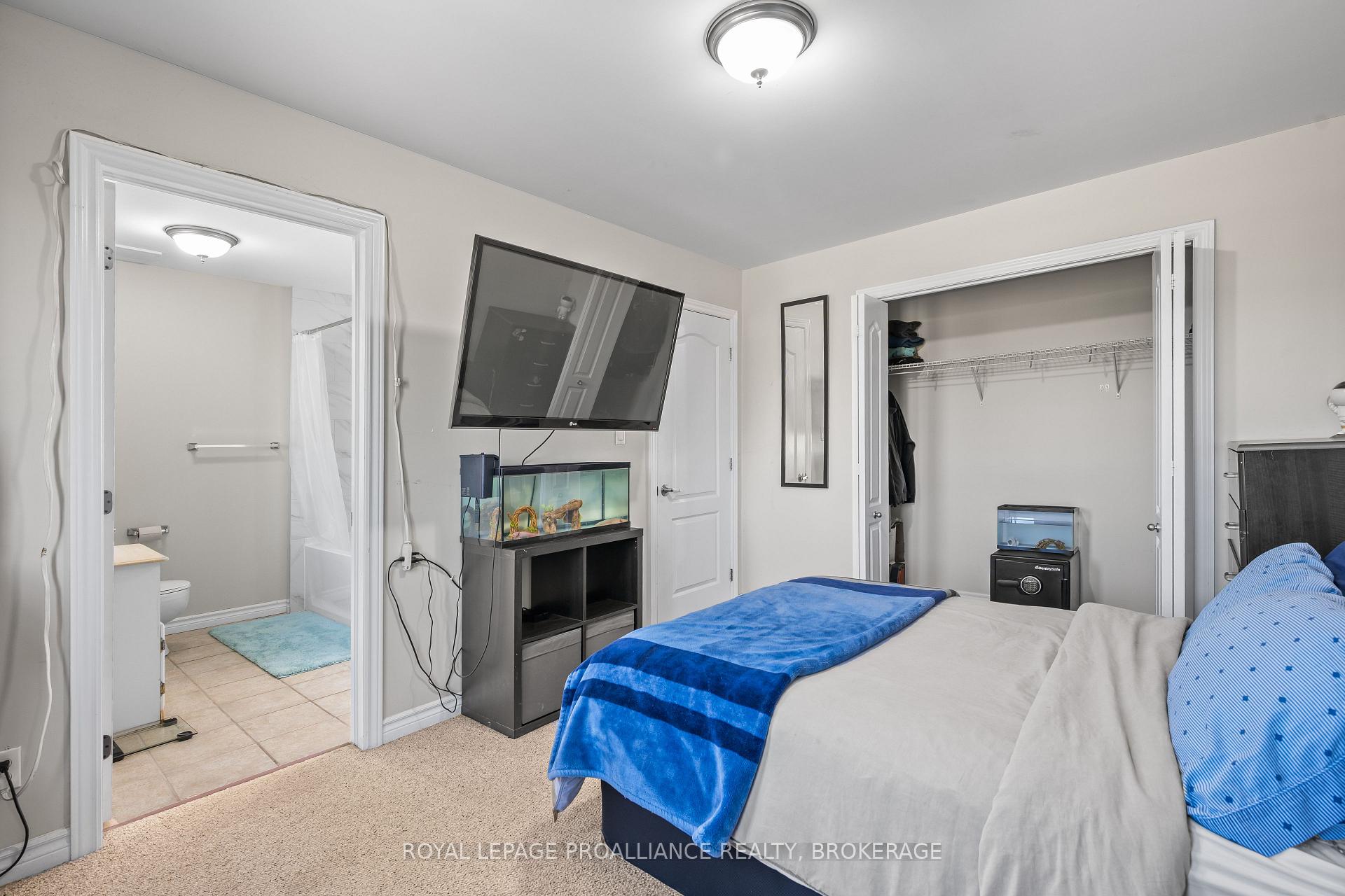 Photo 16 of 908 Swanfield Street, Kingston, East Gardiners Rd — HOMEH