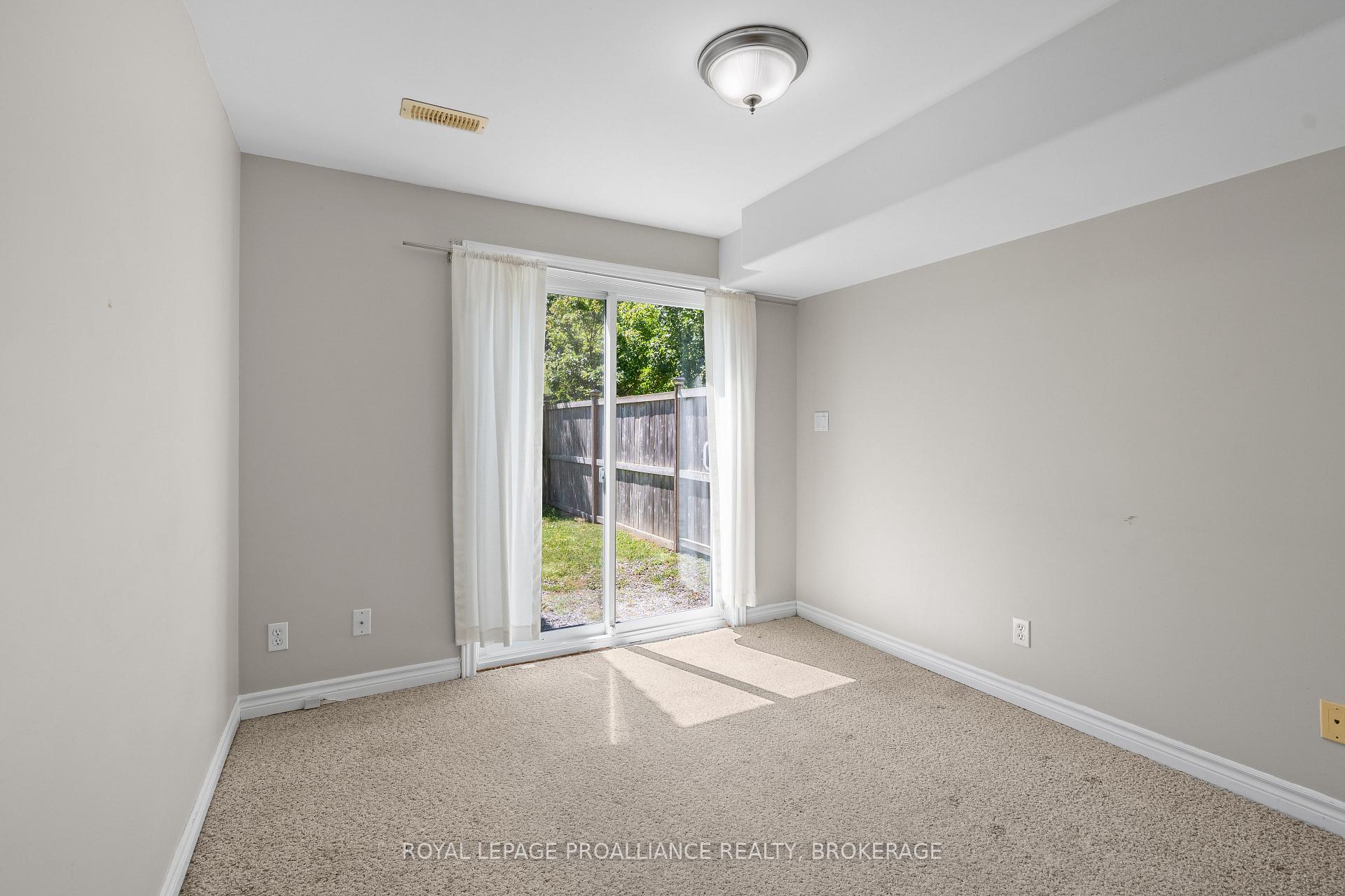 Photo 26 of 908 Swanfield Street, Kingston, East Gardiners Rd — HOMEH