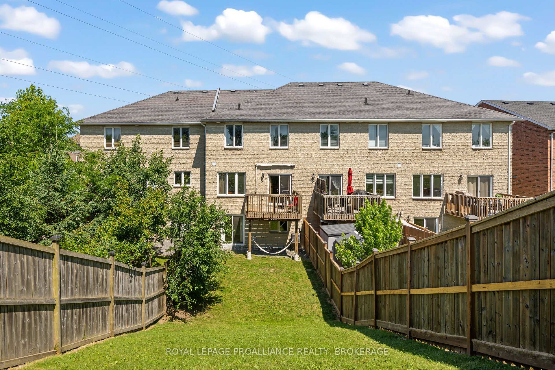 Photo 32 of 908 Swanfield Street, Kingston, East Gardiners Rd — HOMEH