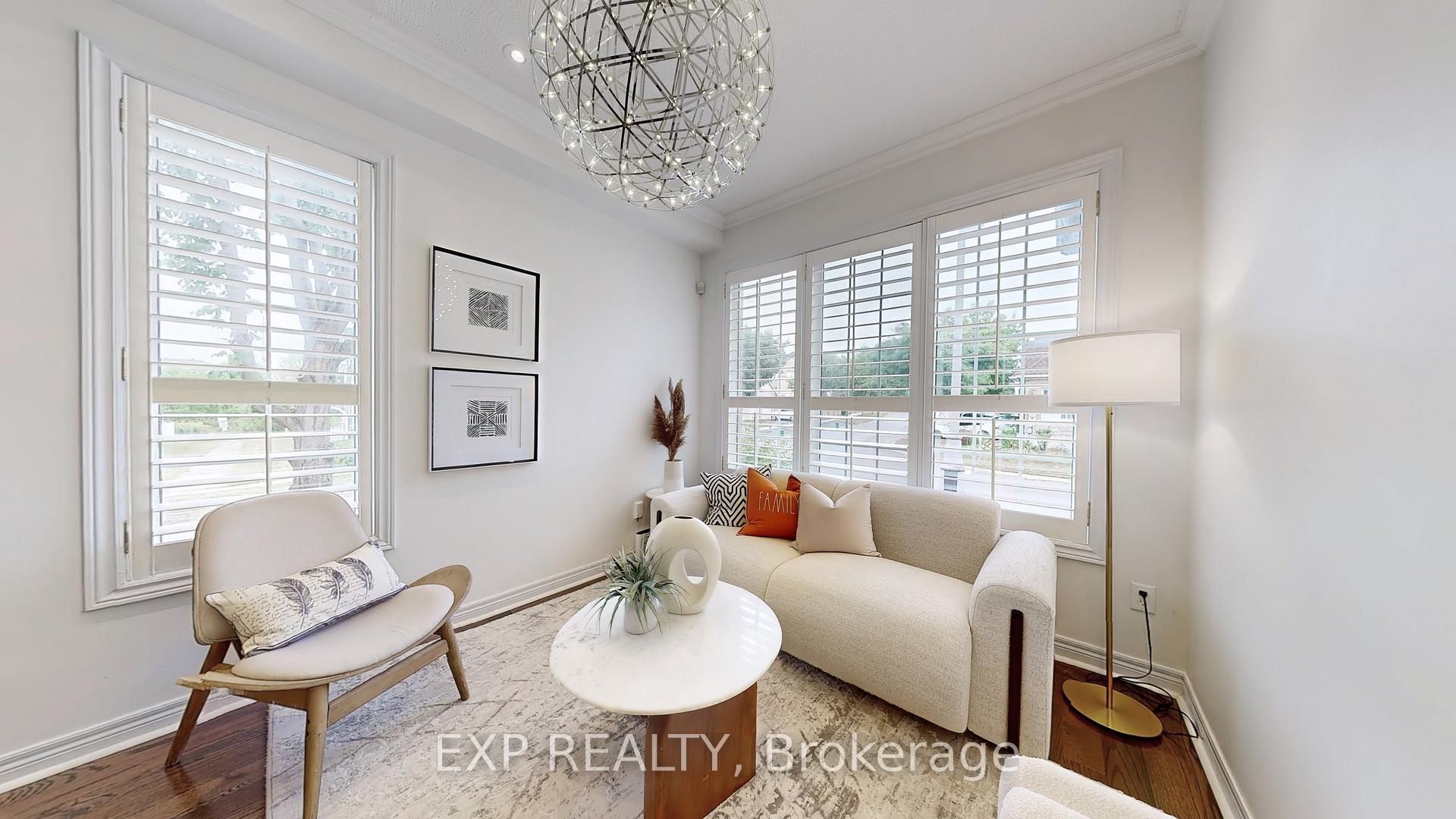 Photo 3 of 23 Harry Swingler Drive, Markham, Victoria Manor-Jennings Gate — HOMEH