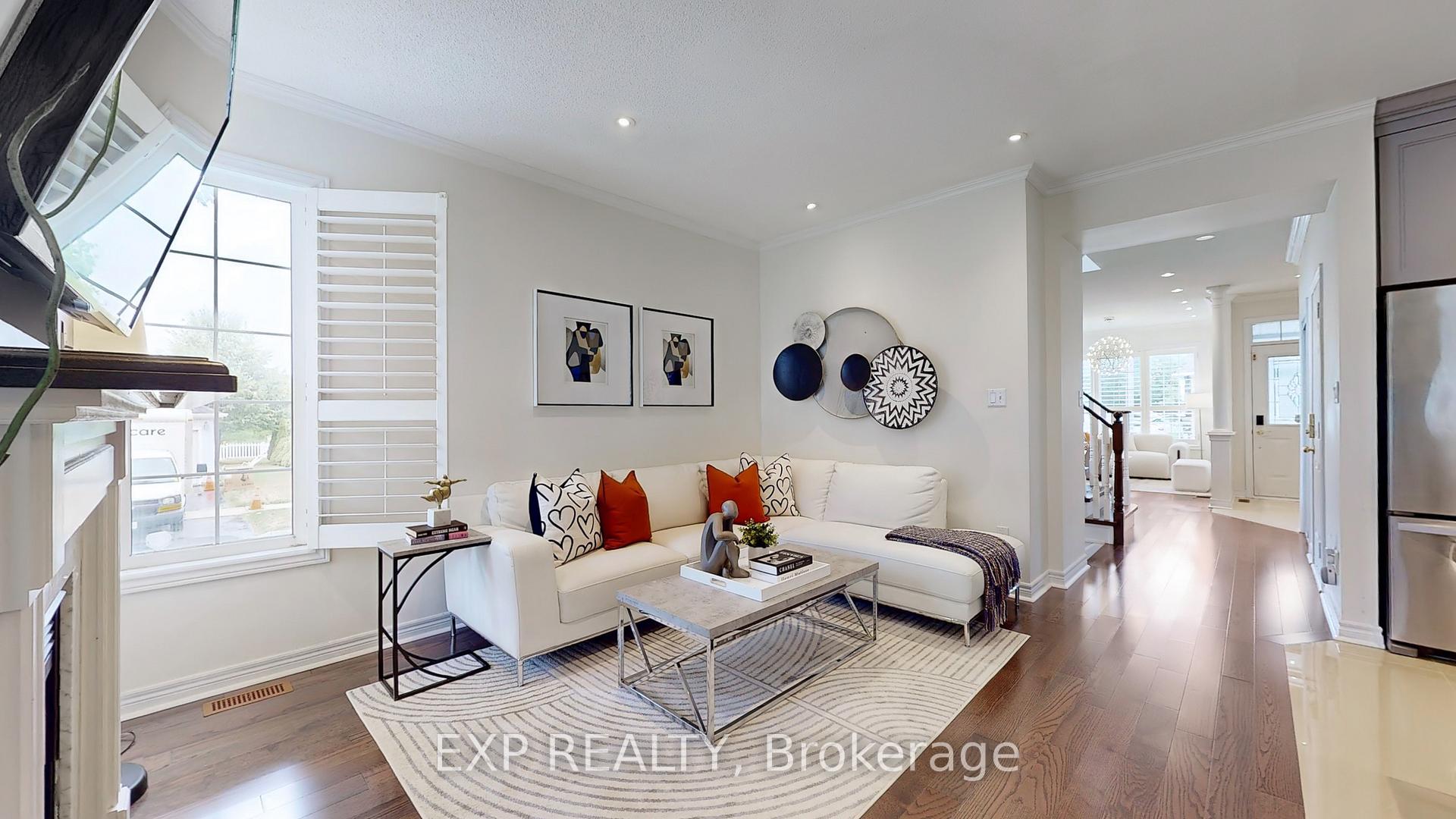 Photo 8 of 23 Harry Swingler Drive, Markham, Victoria Manor-Jennings Gate — HOMEH