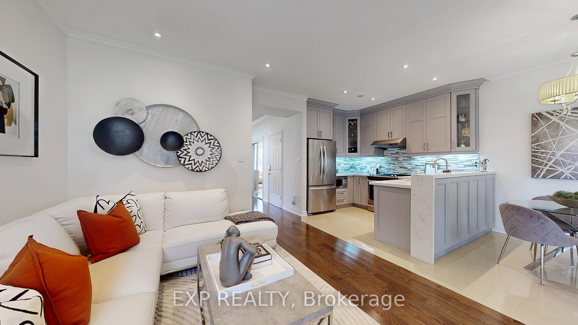 Photo 11 of 23 Harry Swingler Drive, Markham, Victoria Manor-Jennings Gate — HOMEH