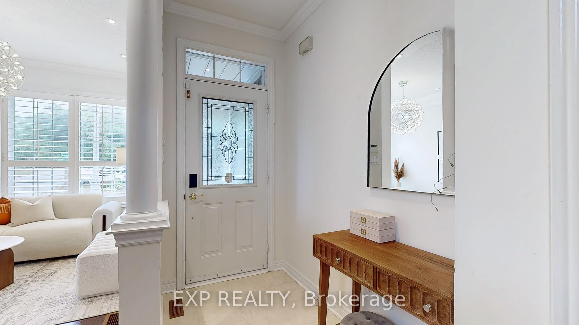 Photo 18 of 23 Harry Swingler Drive, Markham, Victoria Manor-Jennings Gate — HOMEH