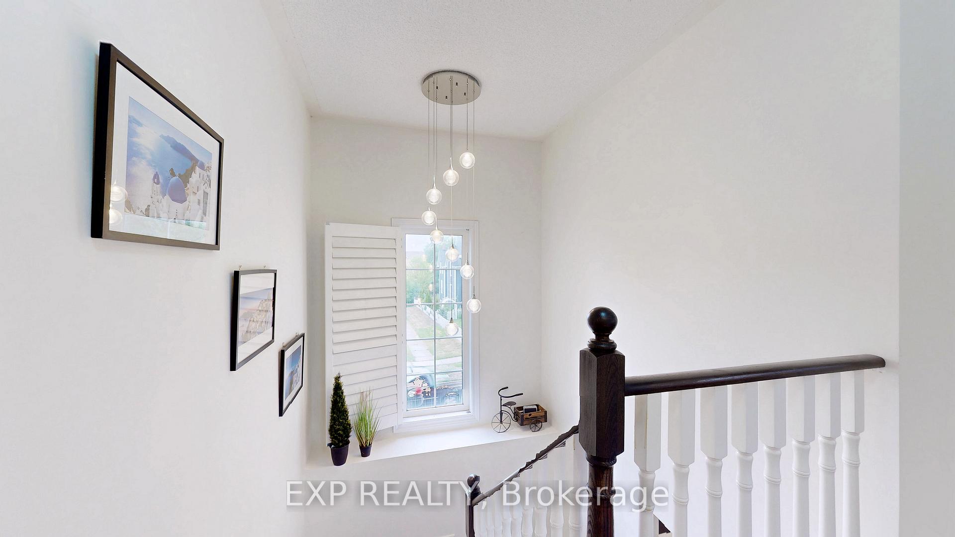 Photo 19 of 23 Harry Swingler Drive, Markham, Victoria Manor-Jennings Gate — HOMEH