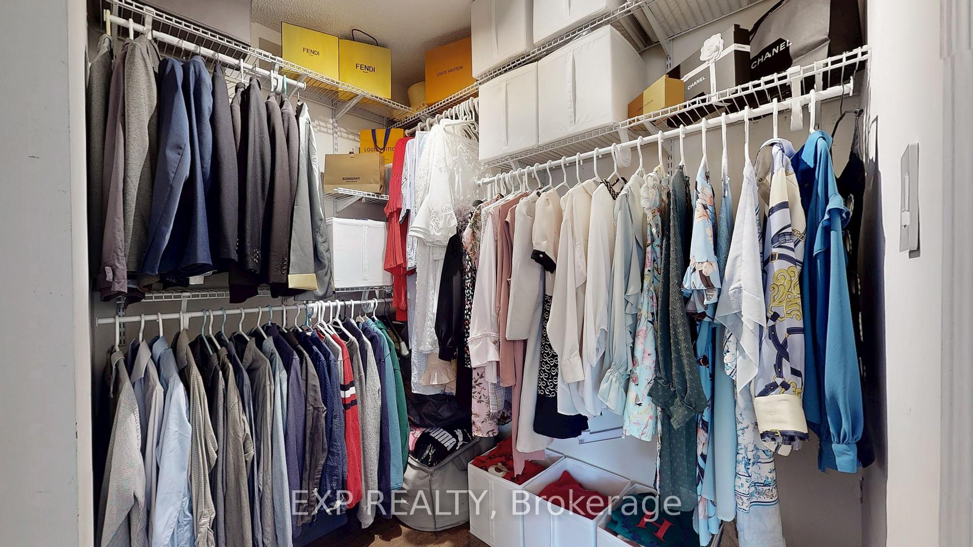 Photo 24 of 23 Harry Swingler Drive, Markham, Victoria Manor-Jennings Gate — HOMEH