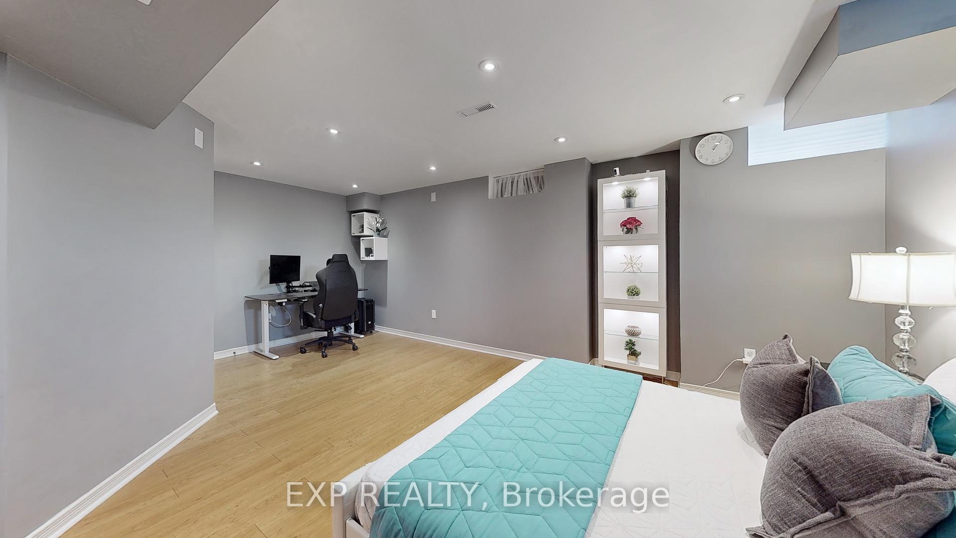 Photo 37 of 23 Harry Swingler Drive, Markham, Victoria Manor-Jennings Gate — HOMEH