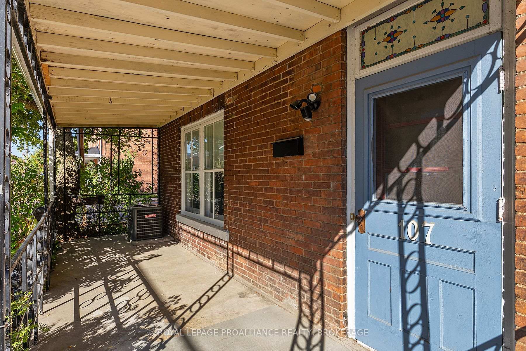 Photo 5 of 107 Stephen Street, Kingston, East of Sir John A. Blvd — HOMEH