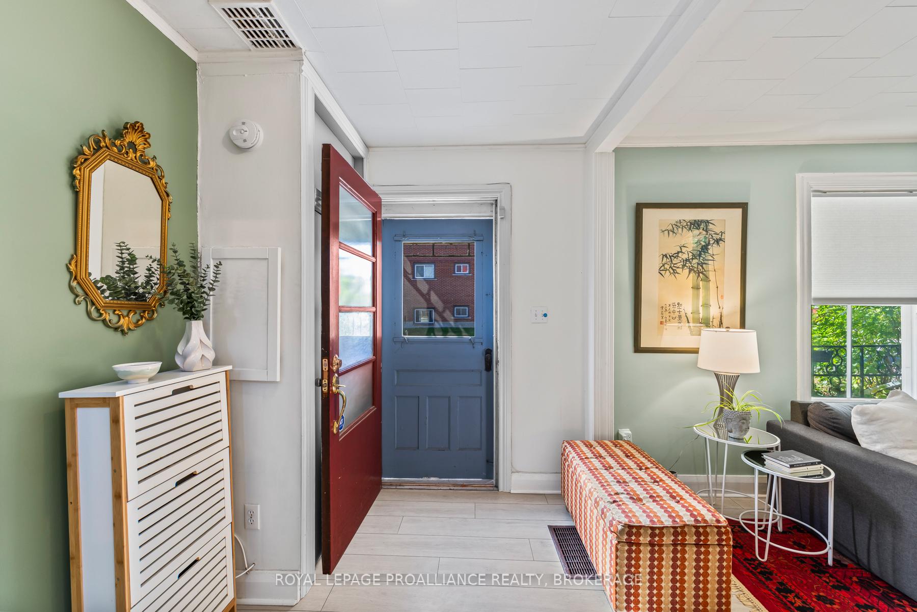 Photo 6 of 107 Stephen Street, Kingston, East of Sir John A. Blvd — HOMEH