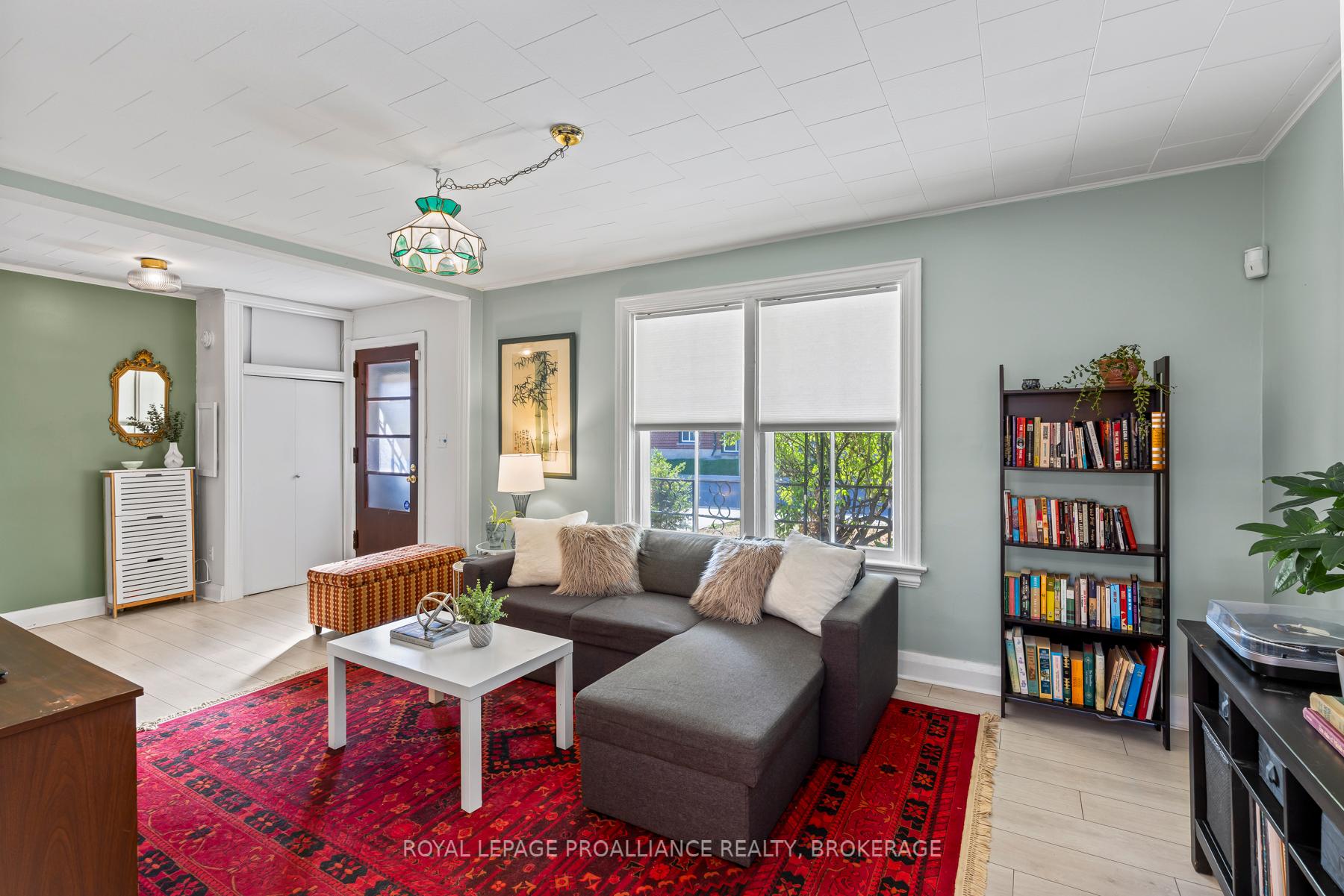 Photo 10 of 107 Stephen Street, Kingston, East of Sir John A. Blvd — HOMEH