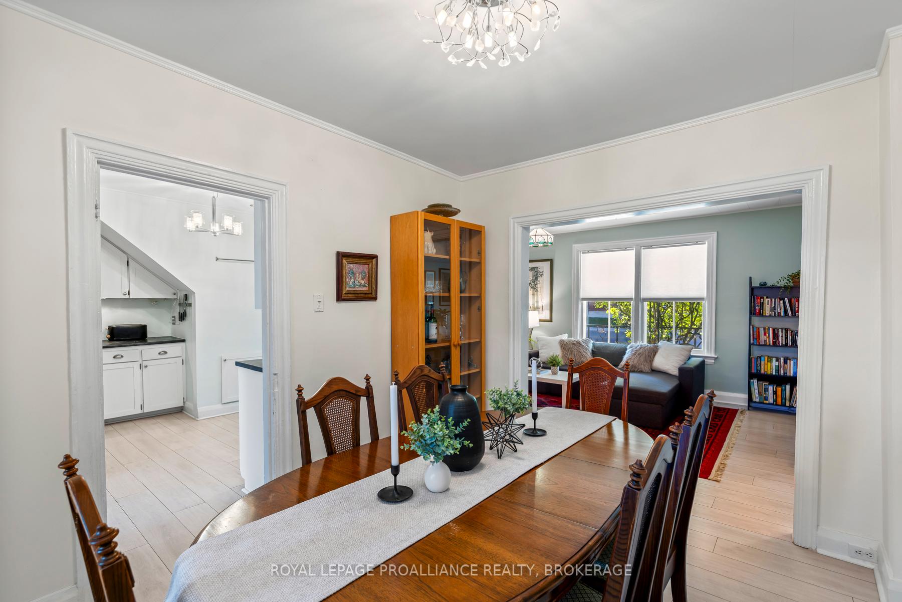 Photo 11 of 107 Stephen Street, Kingston, East of Sir John A. Blvd — HOMEH