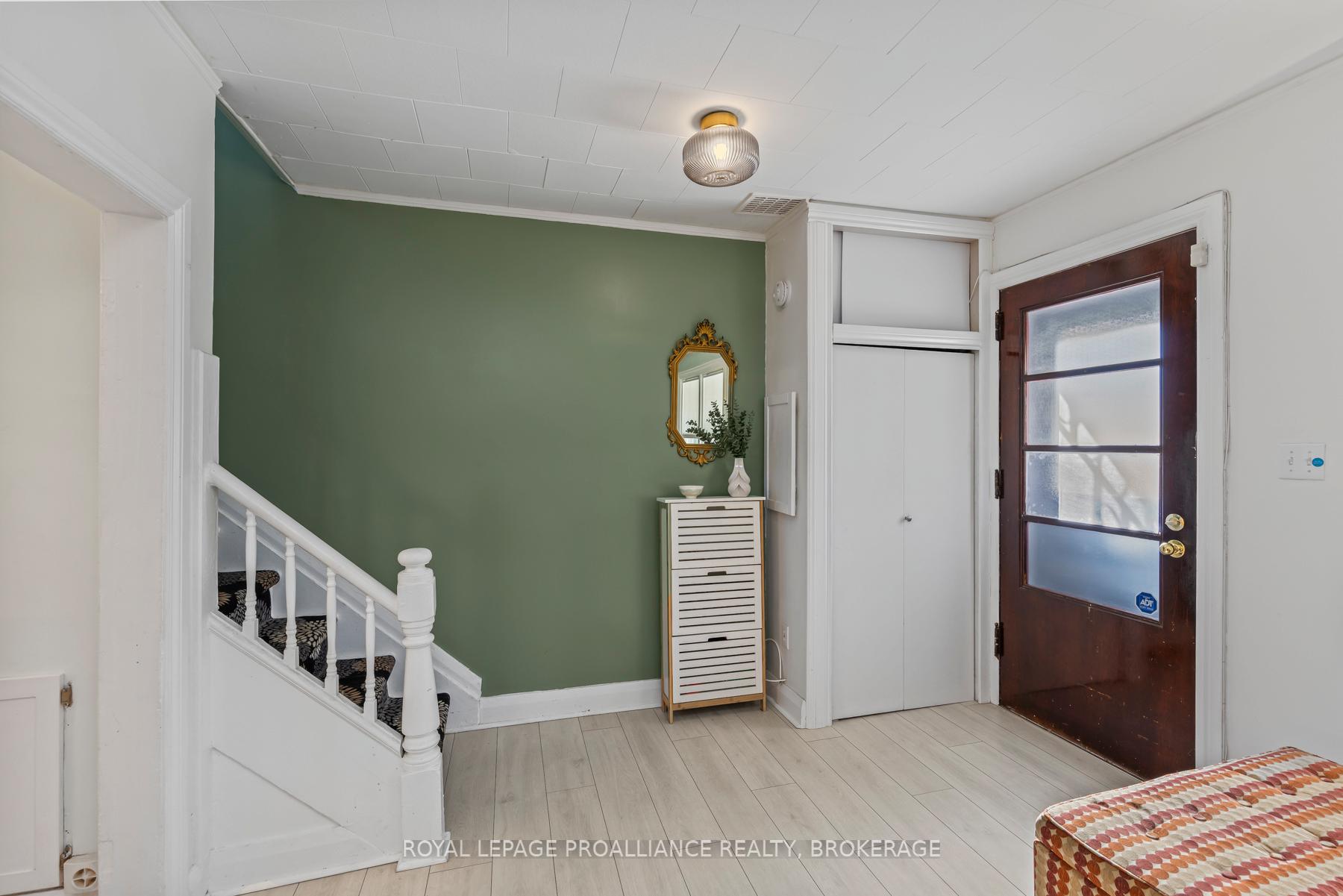 Photo 20 of 107 Stephen Street, Kingston, East of Sir John A. Blvd — HOMEH