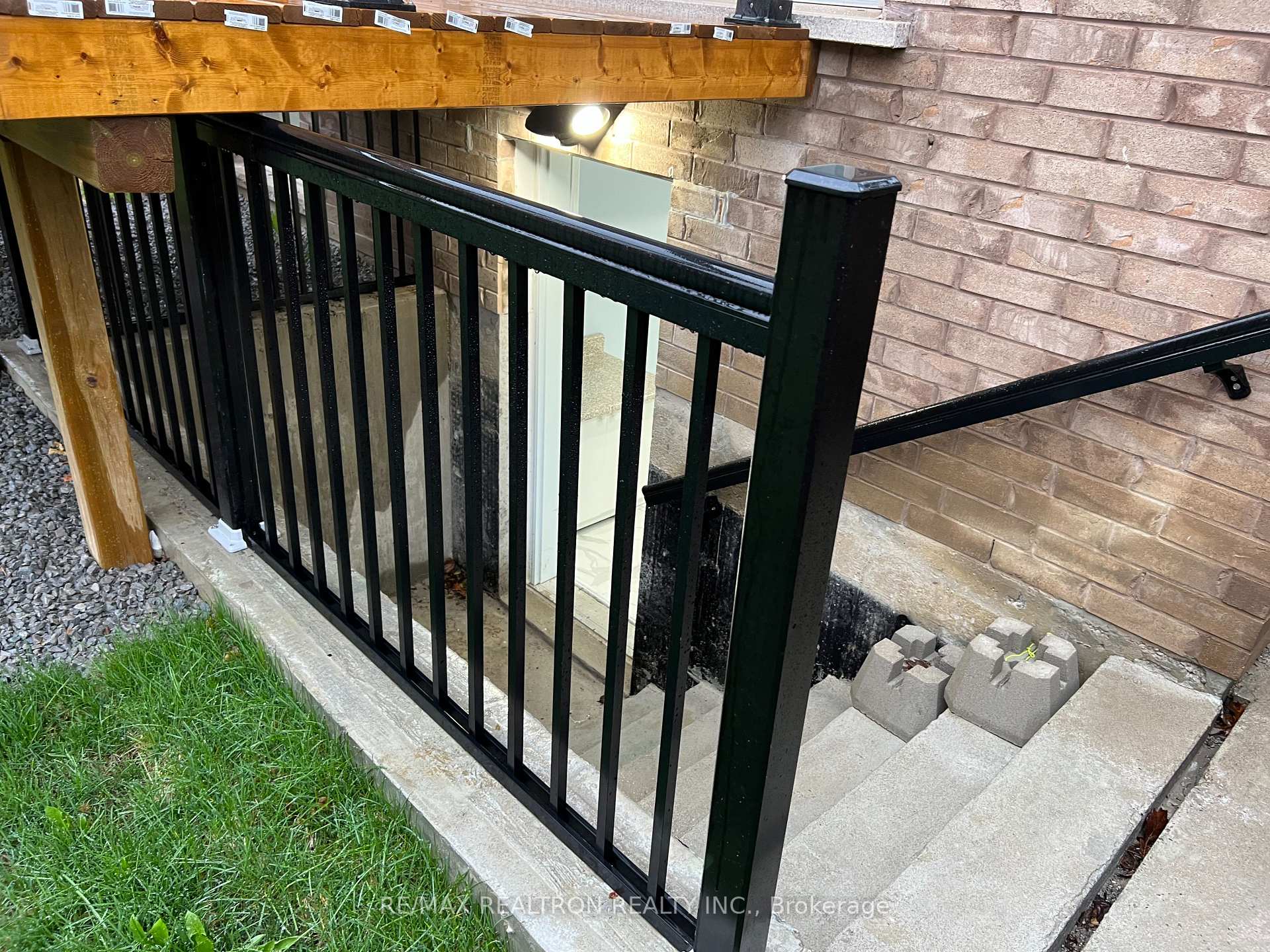 Photo 7 of Unit BSMT, 101 Holst Avenue, Markham, Berczy — HOMEH