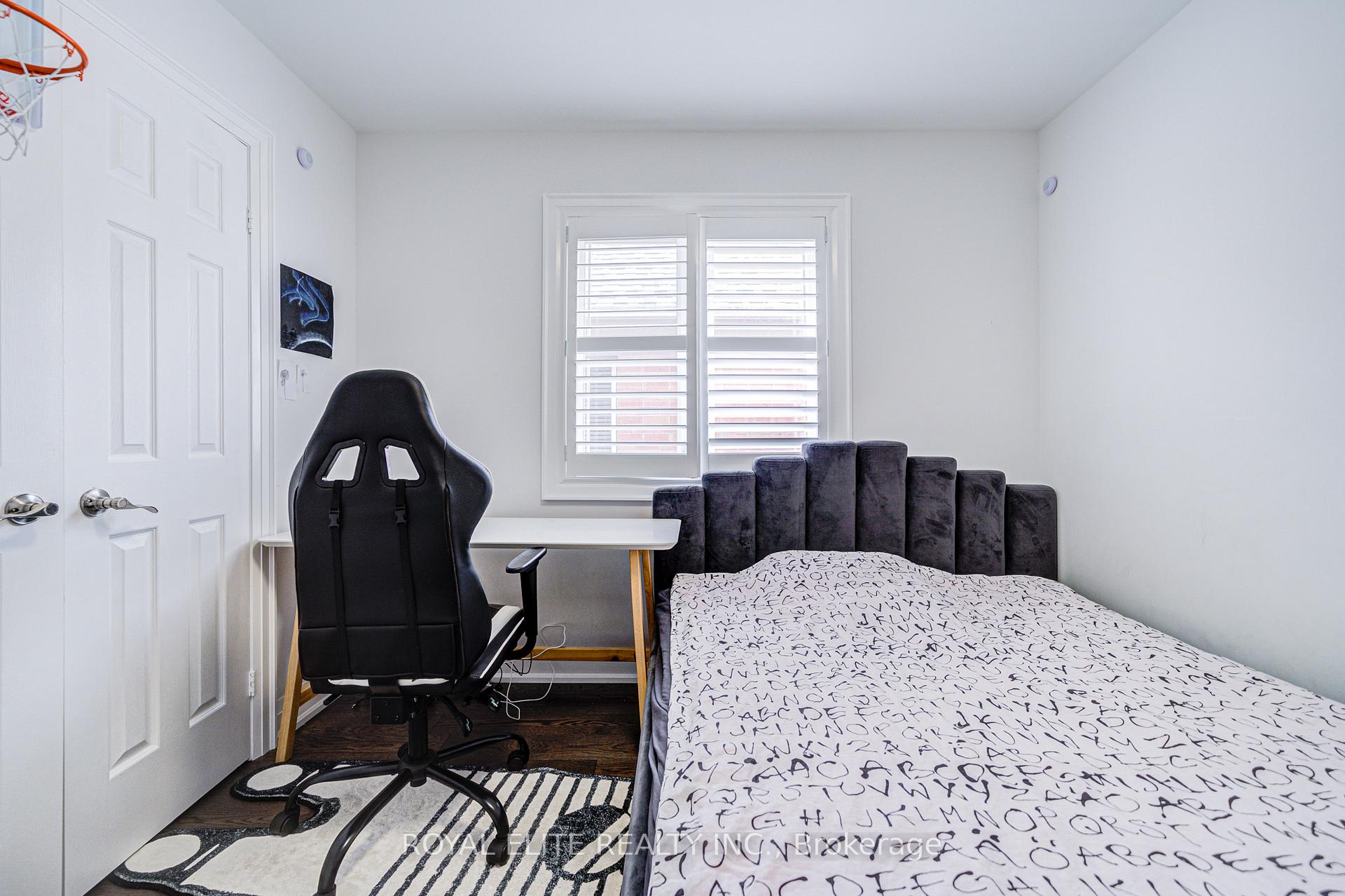Photo 27 of 88 Snowdon Circle, Markham, Markville — HOMEH