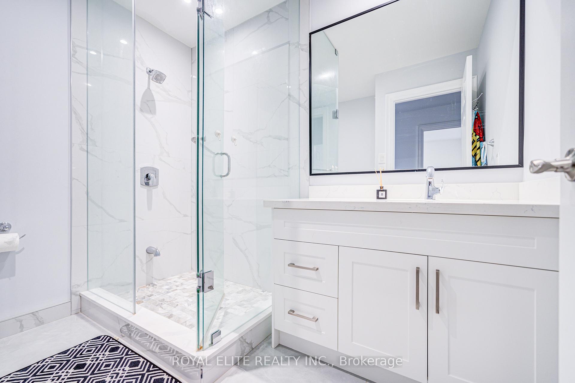 Photo 30 of 88 Snowdon Circle, Markham, Markville — HOMEH