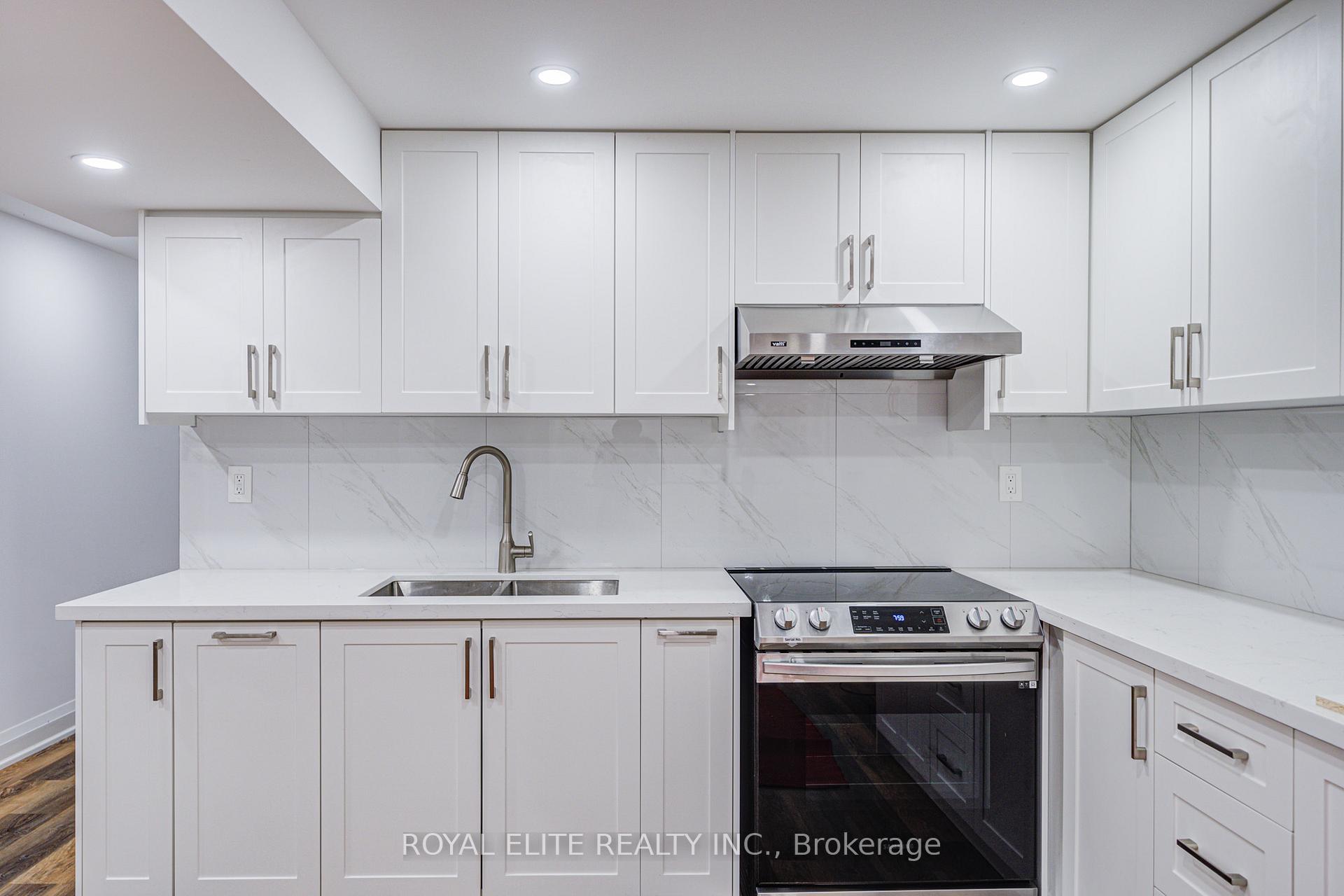 Photo 40 of 88 Snowdon Circle, Markham, Markville — HOMEH
